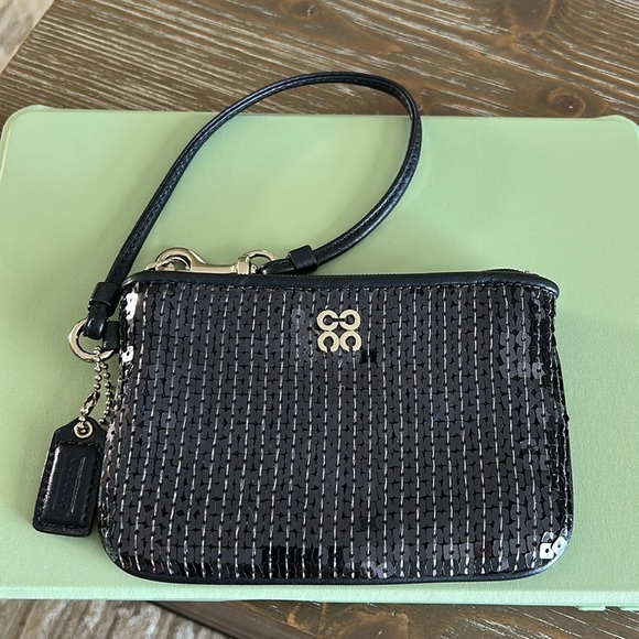 Coach Blue Sequin Wristlet Clutch Bag NWOT - Picture 7 of 8